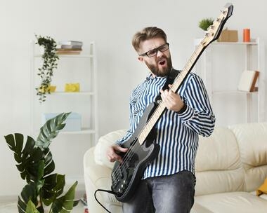 Роковое увлечение: как ужиться с партнером с серьезным хобби