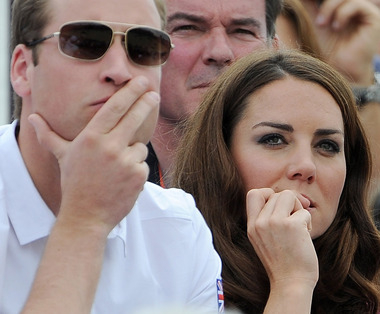 Почему люди грызут ногти и как от этого избавиться: 5 эффективных способов