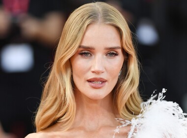 Роузи Хантингтон-Уайтли