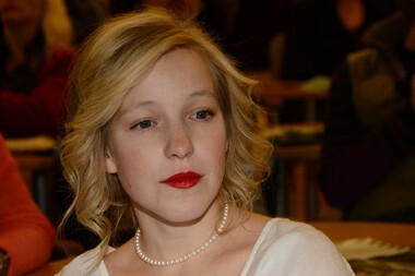 «Стыдно говорить такие вещи»: прожившая три года в эмиграции Шалаева нашла работу в сфере услуг