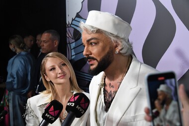 Оплачивает все ее счета: продюсер рассказал о тайном любовнике протеже Киркорова