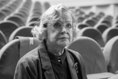 «Как она красиво лежит в гробу»: Валентине Талызиной отдали последние почести на церемонии прощания