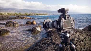 С собой беру видеокамеру: 7 секретов по созданию влога во время летнего отпуска