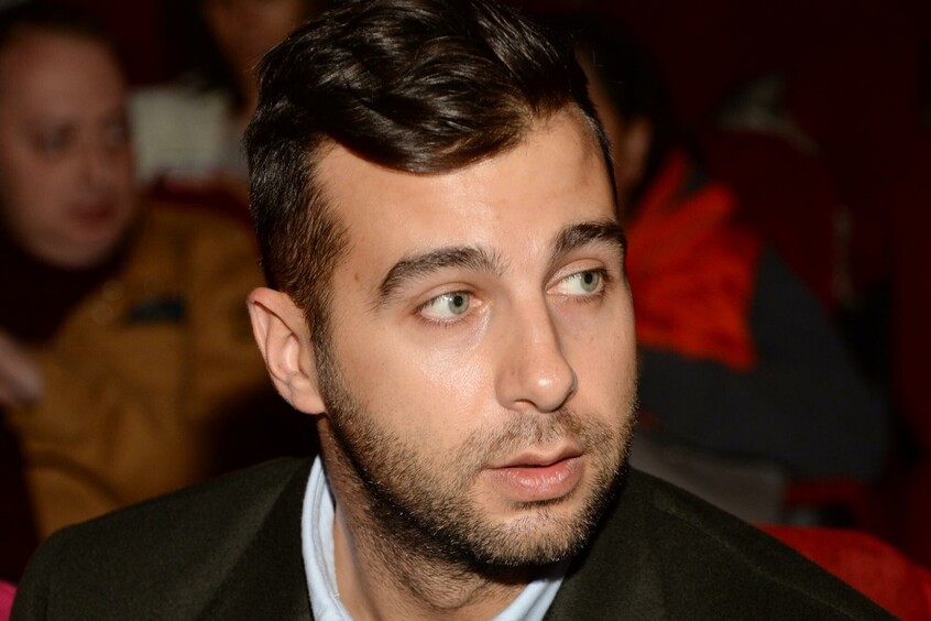 «Вписался как родненький»: вернувшийся в Москву Ургант позабавил фанатов свежими фото