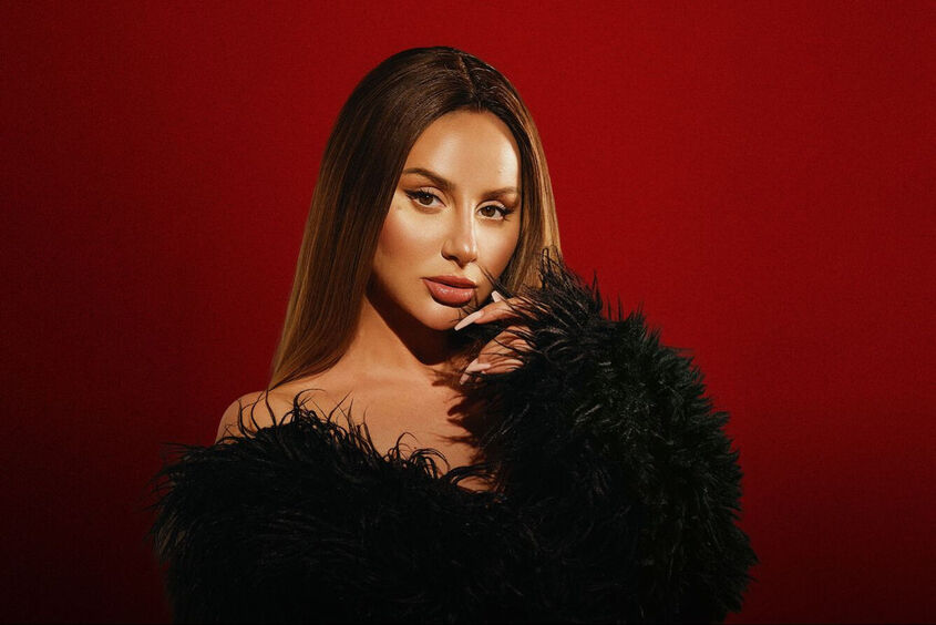 «Это не ботокс, а соленые огурцы!»: Анна Асти откровенно ответила критикам