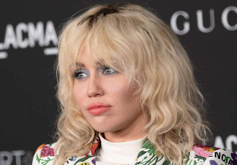 МАЙЛИ САЙРУС