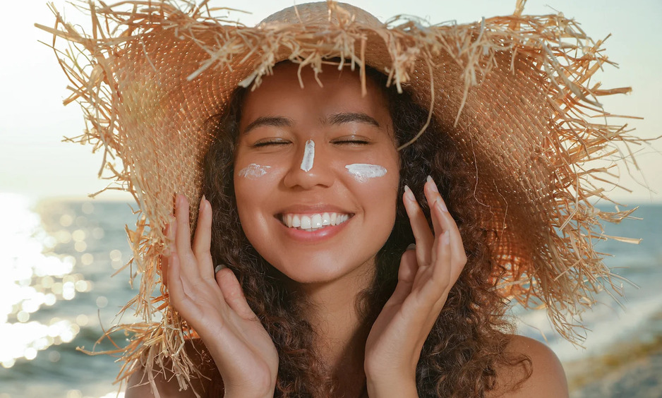 Летний уход за кожей: как подготовить лицо к солнцу, 5 советов косметолога