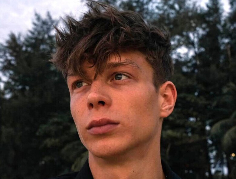 Глеб Калюжный