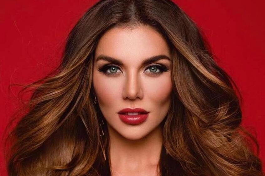 Анна Седокова и ее дочь Алина зажигают на концерте в Майами