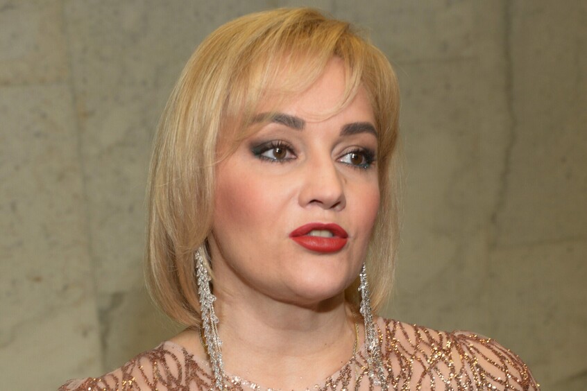 «Балбес»: поклонники Булановой шокированы поступком ее младшего сына