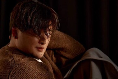 «Это очень страшно»: Анатолий Цой поделился новыми деталями пожара в своем доме