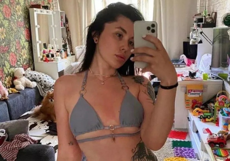 Бывшая жена Паши Техника Ева Карицкая грозит заявлением в полицию из-за обвинений в работе эскортницей