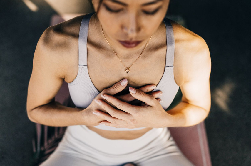 Прощай, жир на животе: как избавиться от него с помощью дыхательных практик