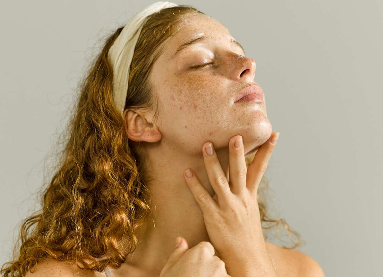 Необычные и эффективные техники массажа от отеков и морщин дома