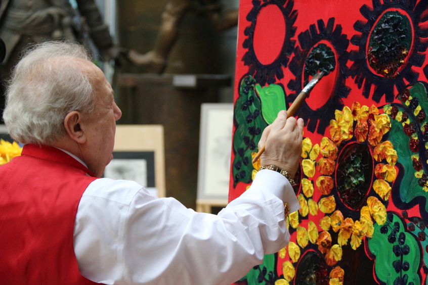 «Еще не прошло время»: семья Зураба Церетели отказалась от идеи памятника в его честь