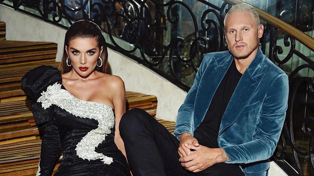 Анна Седокова полностью заблокировала отца Яниса Тиммы в соцсетях