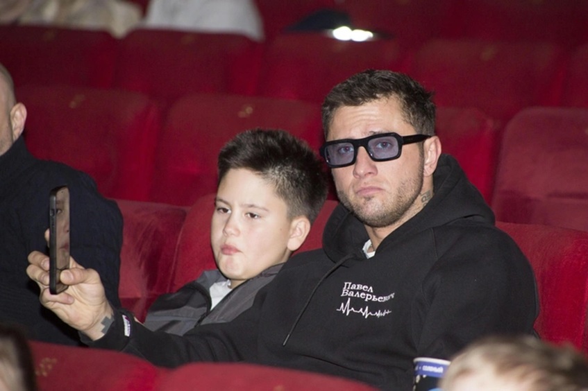 Прилучный нанял охрану, чтобы Тимофей не мог общаться с Муцениеце