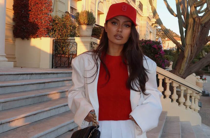 ВИКТОРИЯ БОНЯ