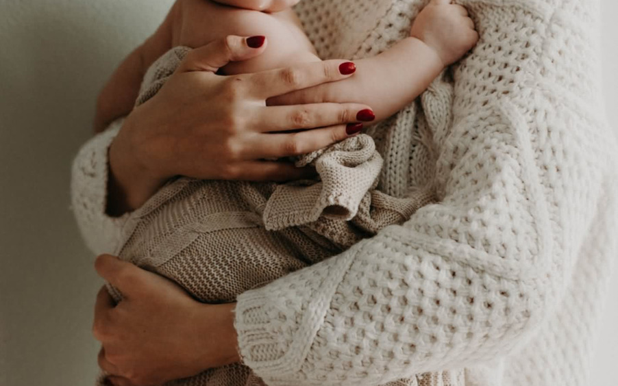 Отложенное материнство: за и против заморозки яйцеклеток