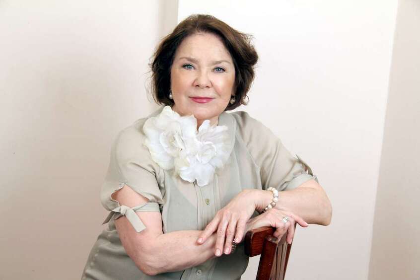 ЛАРИСА ГОЛУБКИНА