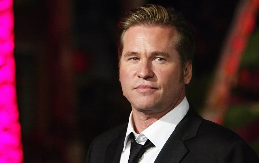 Вэл Килмер в последний раз надел маску Бэтмена за 5 недель до смерти