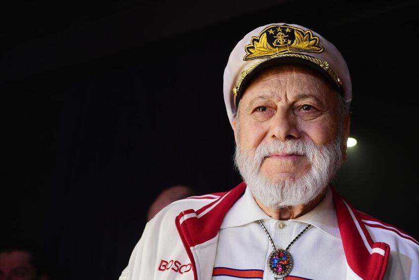 Появились первые кадры с Троекуровского кладбища: готовятся к похоронам Бедроса Киркорова