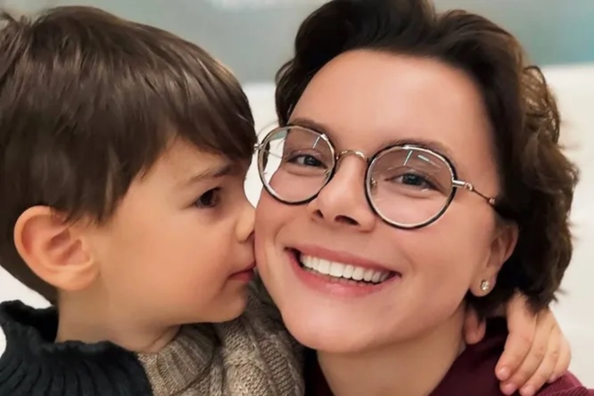 5 лет моей безусловной любви: жена Евгения Петросяна показала трогательное фото с сыном по важному поводу