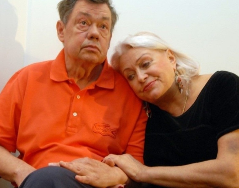 Вдову Николая Караченцова экстренно госпитализировали в Москве