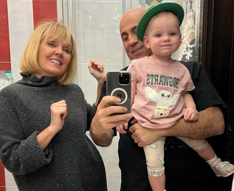 «Слезы вылезают»: внучка Валерии эмоционально отреагировала на песню бабушки