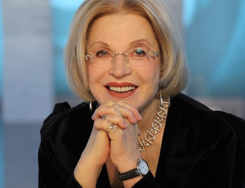 У Людмилы Максаковой начались проблемы со здоровьем после падения на сцене