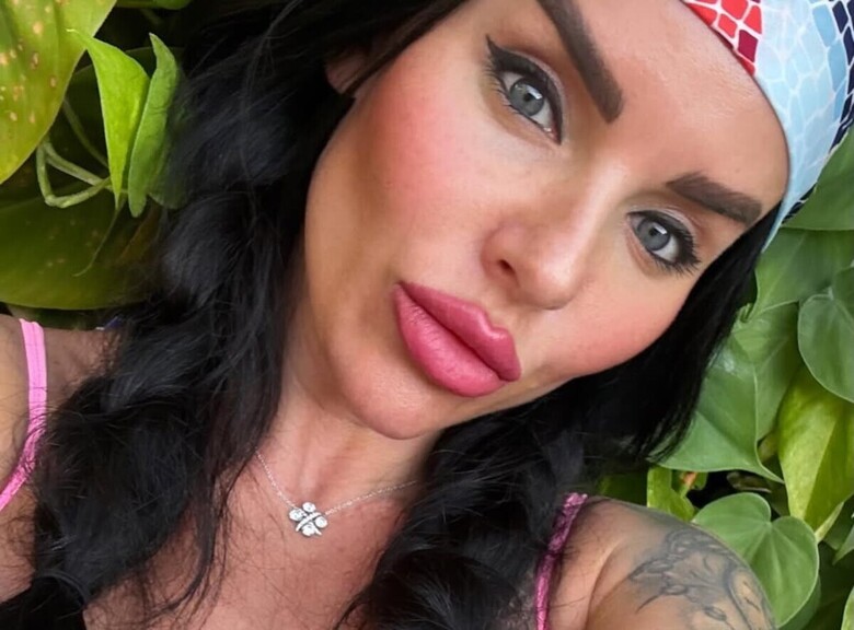 Юлия Волкова