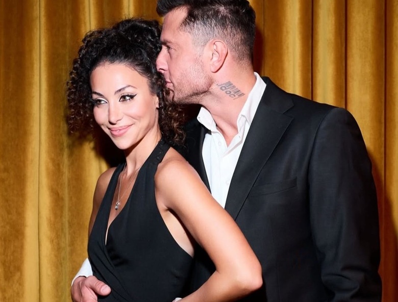 «Горжусь собой»: жена Павла Прилучного показала декольте