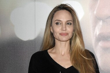 Анджелина Джоли