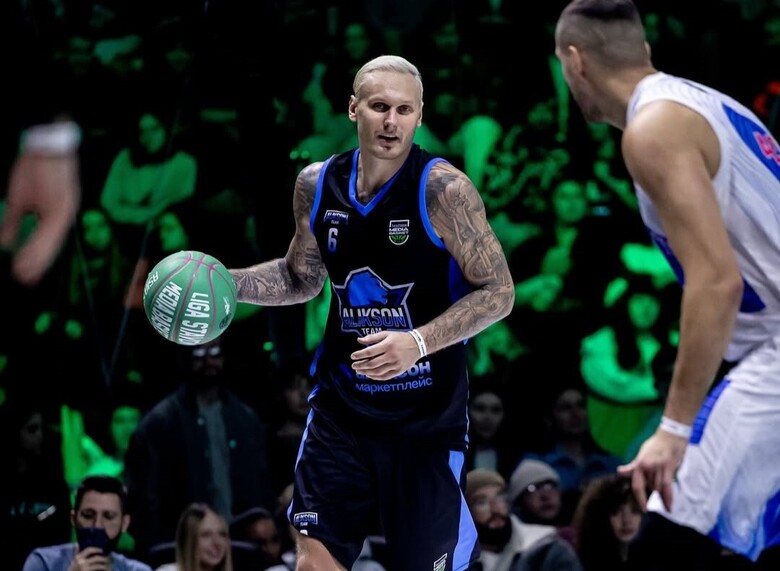 Семья Яниса Тиммы подозревает убийство: адвокат указал на важную деталь