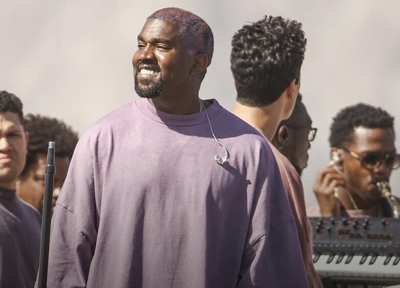 Канье Уэст «атаковал» Тейлор Свифт