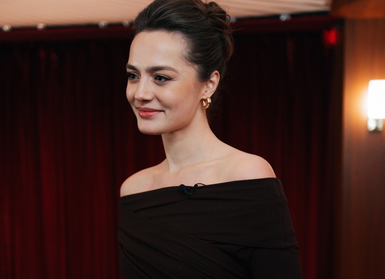 «Я не сдамся»: Ангелина Поплавская рассказала, как справилась с болью, стоя на гвоздях