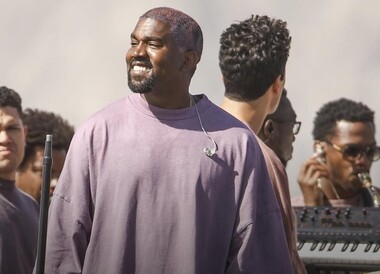 Канье Уэст «атаковал» Тейлор Свифт