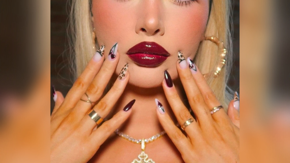 alicedickson / соцсети