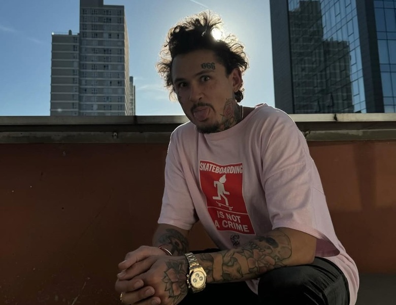 Моргенштерн* находится в реабилитационном центре