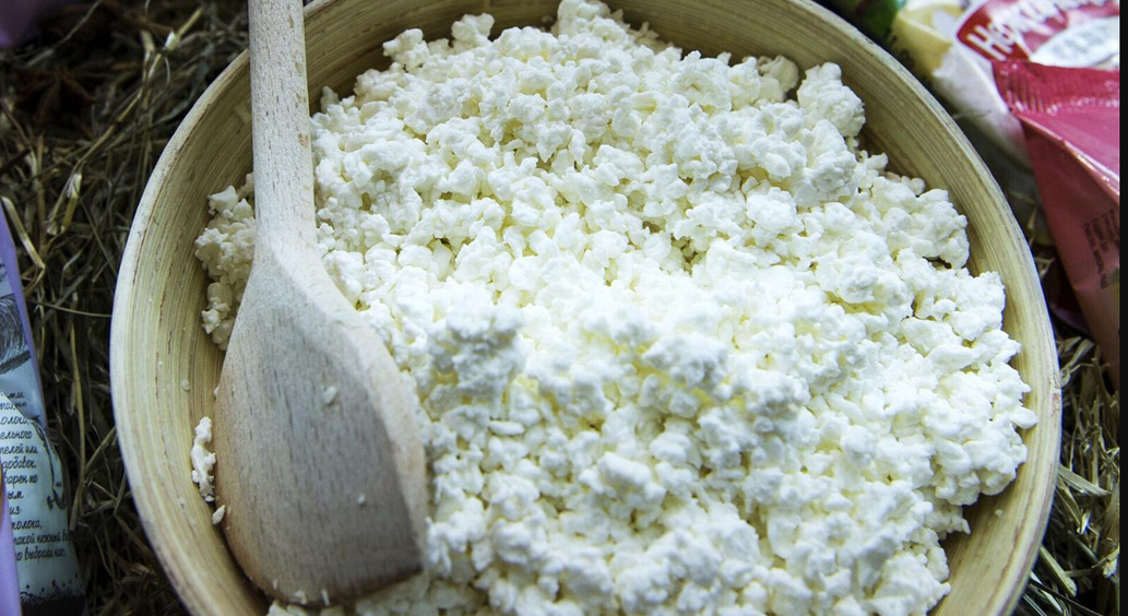 Не только запеканка: 7 интересных рецептов с творогом от шеф-повара