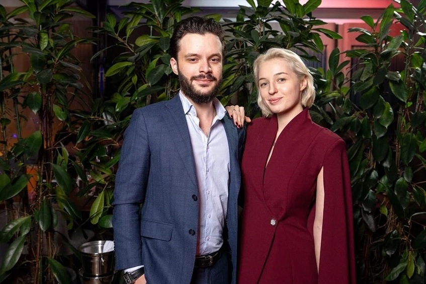 «Караты это абсолютная глупость»: дочь Анастасии Волочковой похвалилась обручальным кольцом с крошечным бриллиантом