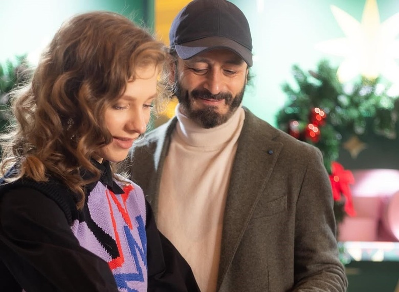 Арзамасова и Авербух вышли в свет и показали своего сына