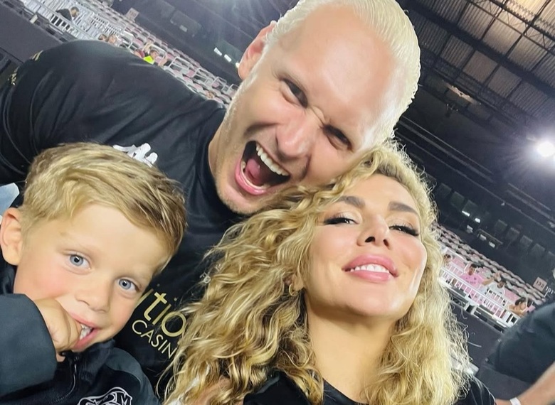 Флиртовала на матчах Тиммы: в окружении рассказали о поведении Седоковой в браке