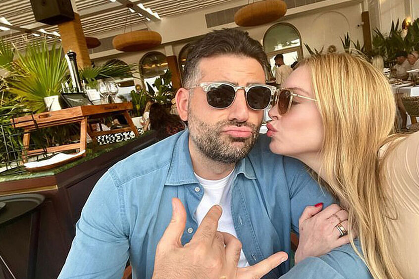 Линдси Лохан опубликовала фото романтического свидания с мужем