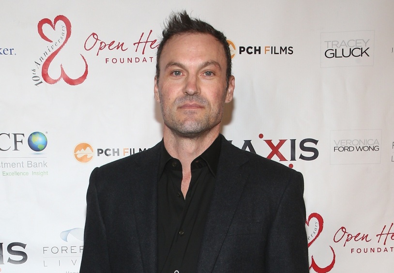 Экс-муж Меган Фокс осудил Machine Gun Kelly за предполагаемые измены