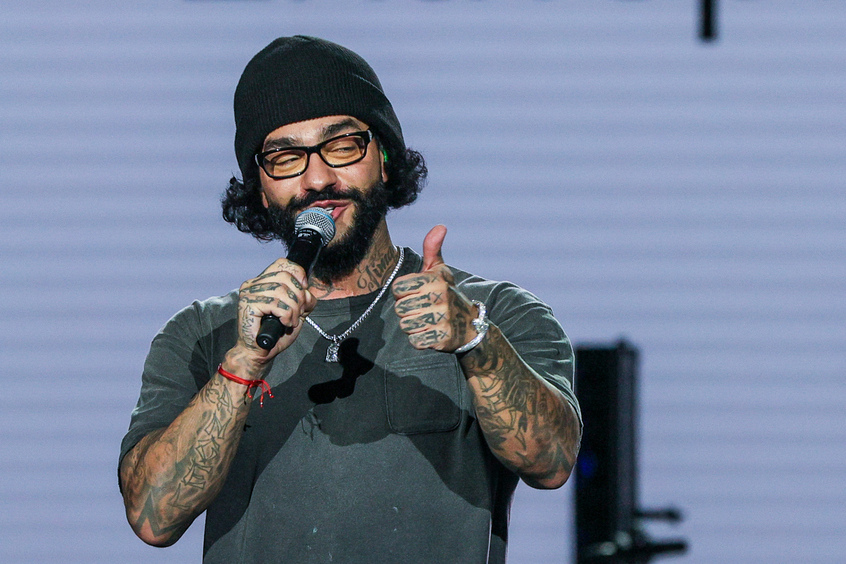 Поклонники поздравляют Тимати с тайной женитьбой