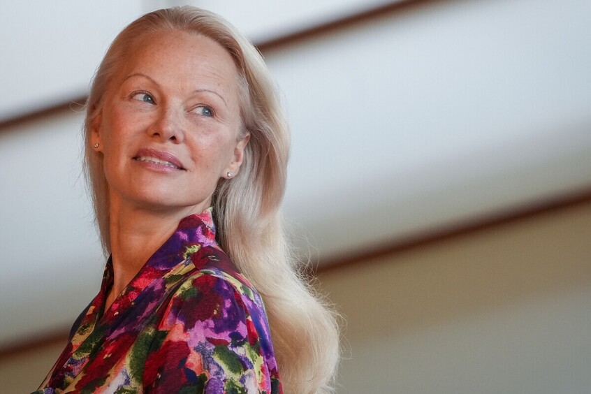 Памела Андерсон