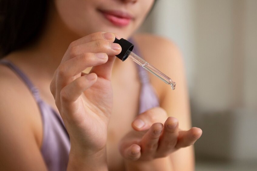 Все от нервов: что такое нейрокосметика и как она работает