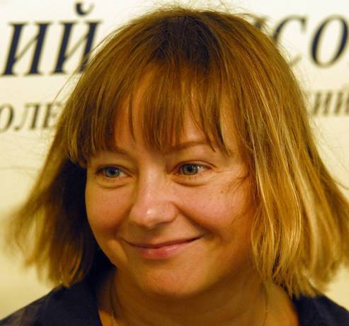 https://www.womanhit.ru/upload/entities/2025/12/11/18/persons/photo/c9/99/0f/14/54d631efa0e09f1b5553b2f5a381188f.jpg