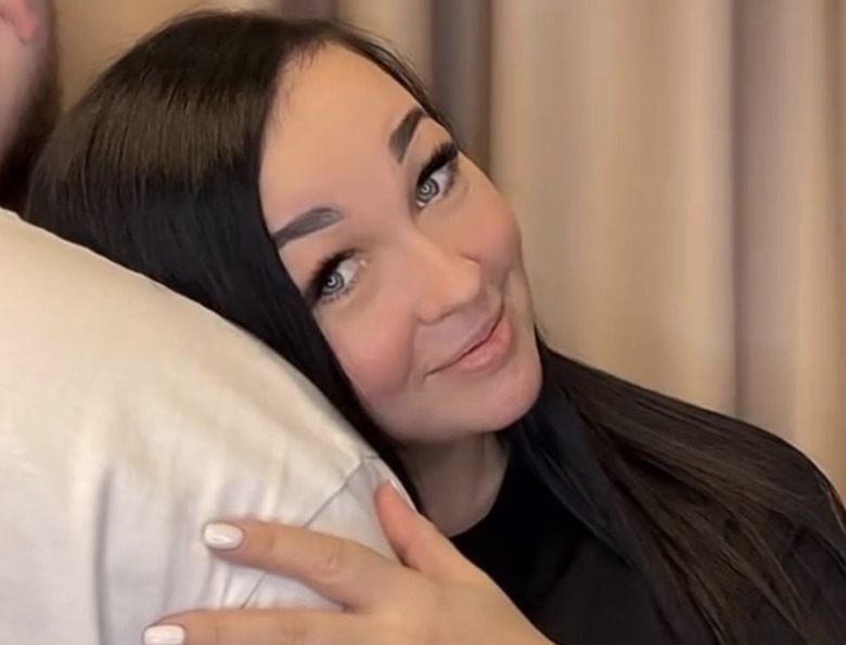 Александра Стриженова